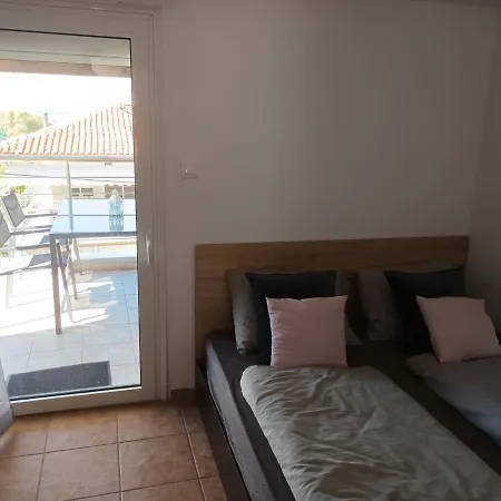 Peraia Sea View Apartment Neo Epivates Exterior photo